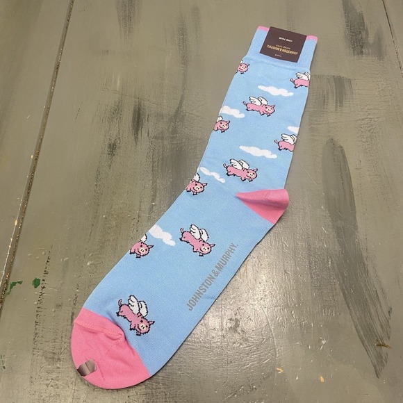 Johnston & Murphy Other - Johnston & Murphy Mens When Pigs Fly One Size Novelty Dress Socks - NWT